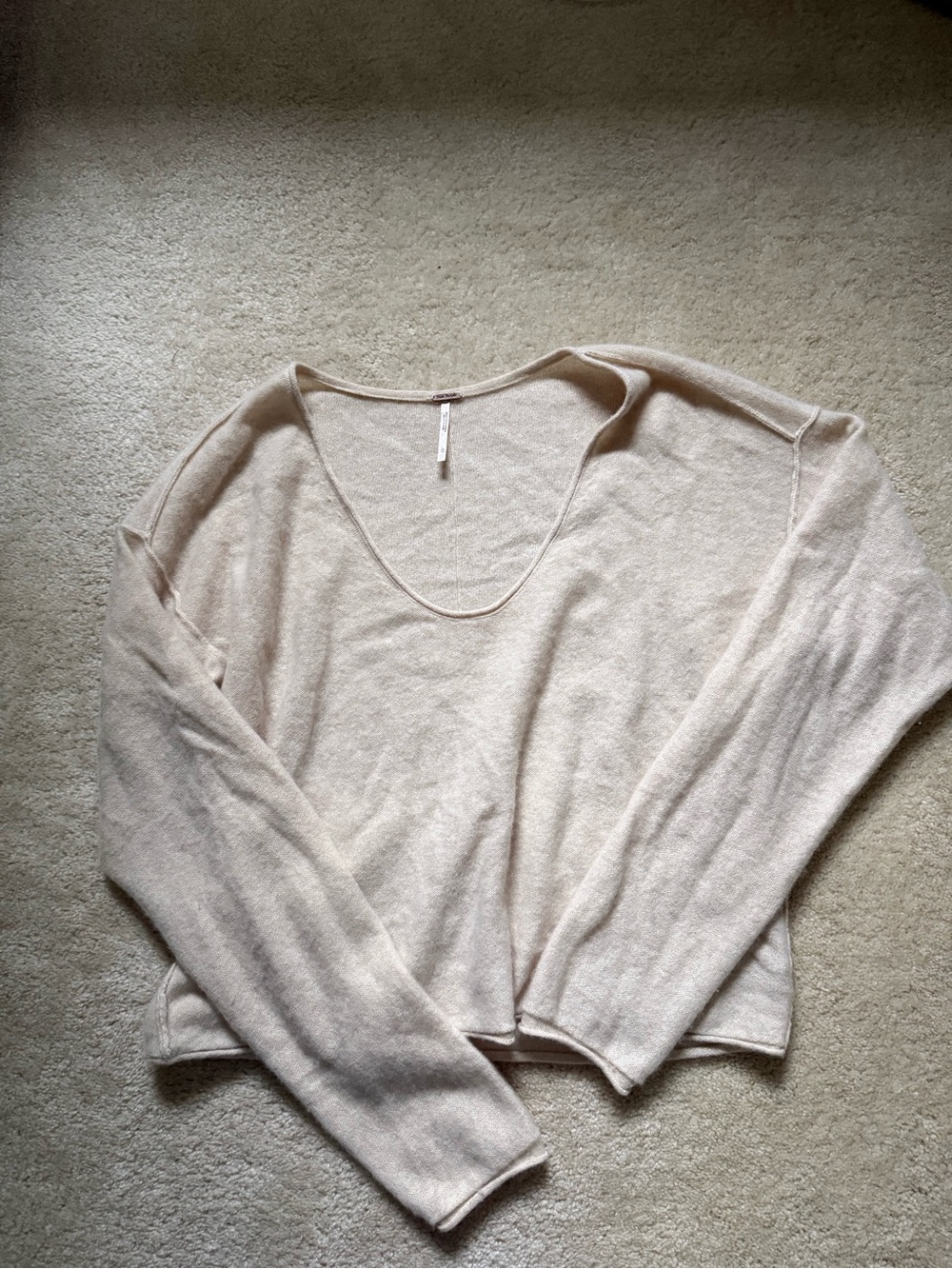 Free People 100% Cashmere Soft Cream V-Neck Pullover Sweater
